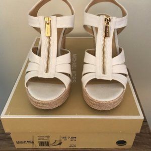 Michael Kors Berkley Wedge - Optic White - Canvas Size 7.5M
